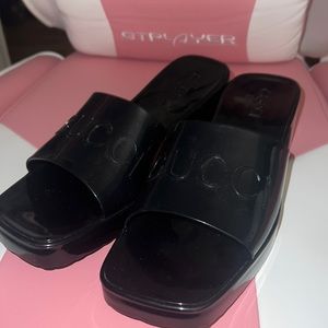 COPY - GUCCI WOMENS RUBBER SLIDE SANDALS